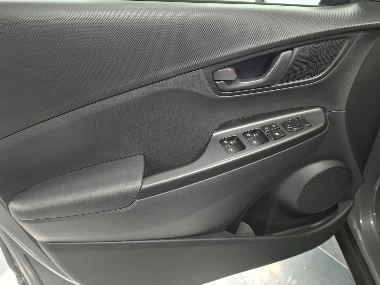 Hyundai Kona 1.0 TGDI Essence 4X2 - Foto 30