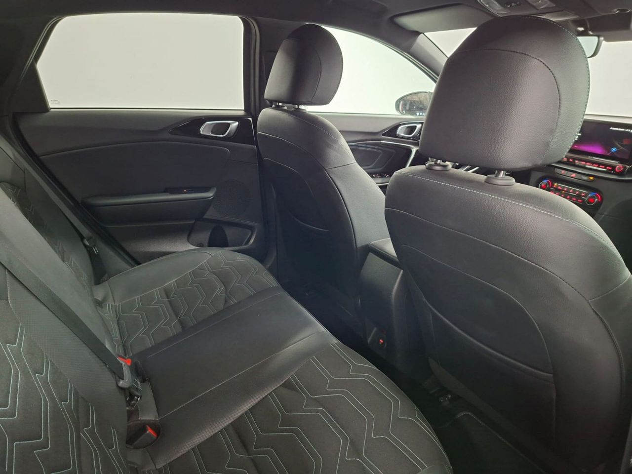 Kia Ceed 1.0 T-GDi 74kW (100CV) Style Edition - Foto 31