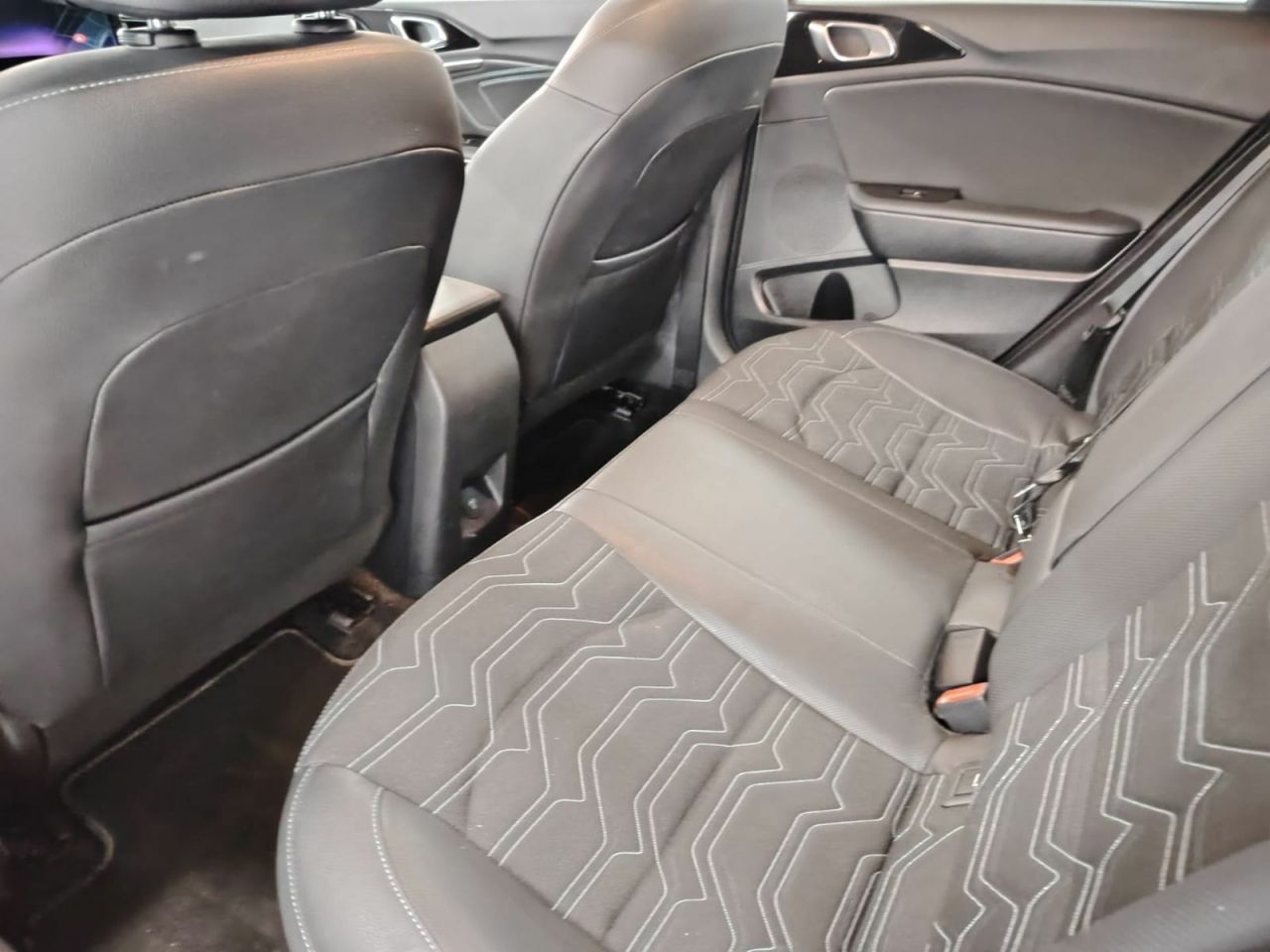 Kia Ceed 1.0 T-GDi 74kW (100CV) Style Edition - Foto 33