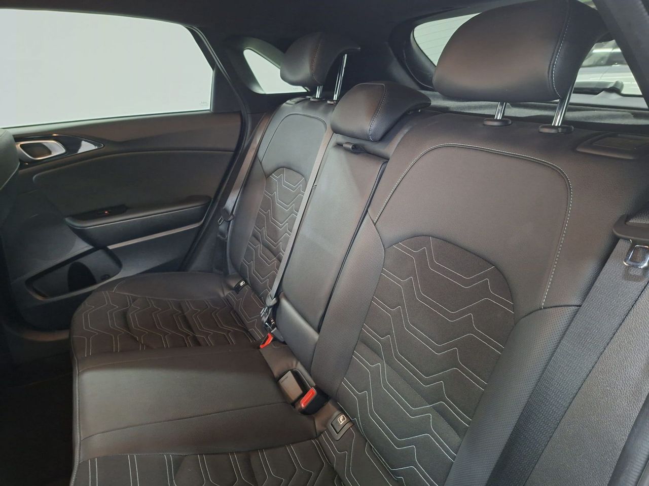 Kia Ceed 1.0 T-GDi 74kW (100CV) Style Edition - Foto 22