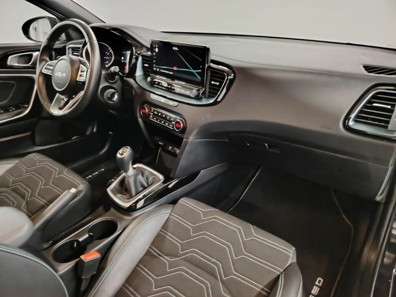 Kia Ceed 1.0 T-GDi 74kW (100CV) Style Edition - Foto 34