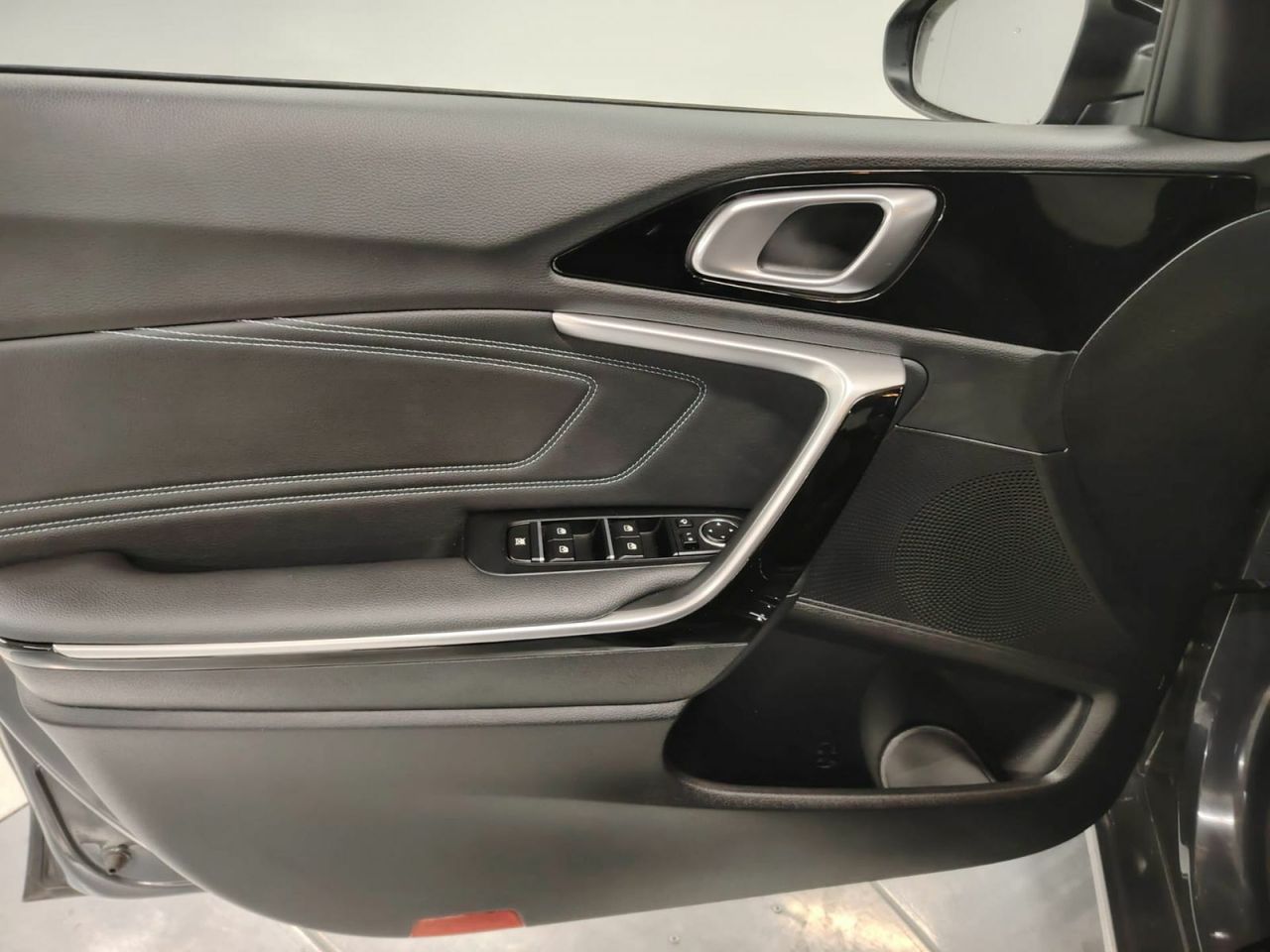 Kia Ceed 1.0 T-GDi 74kW (100CV) Style Edition - Foto 37