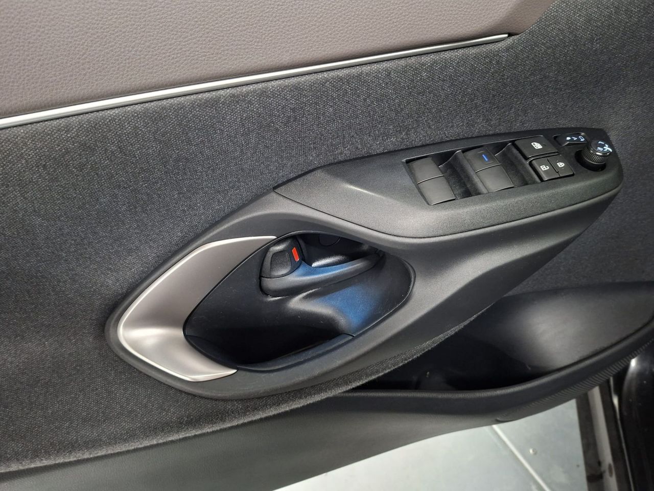 Toyota Yaris Cross 1.5 120H Style - Foto 26