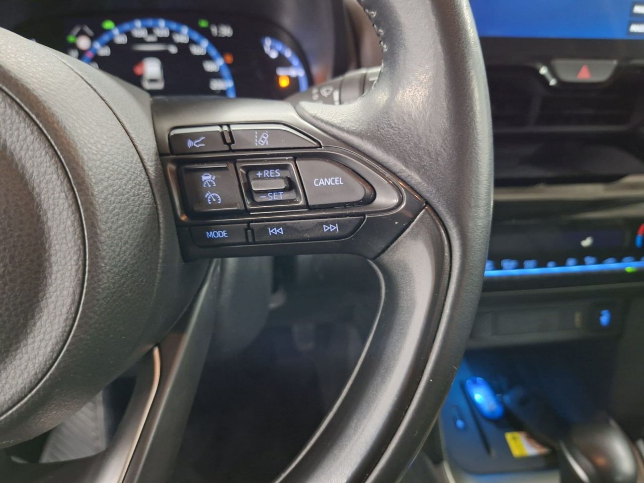 Toyota Yaris Cross 1.5 120H Style - Foto 36