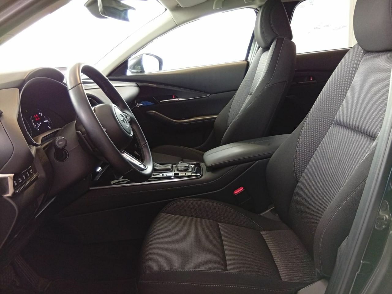 Mazda CX-30 e-SKYACTIV-G 2.0 90kW AT Zenith Safety - Foto 6
