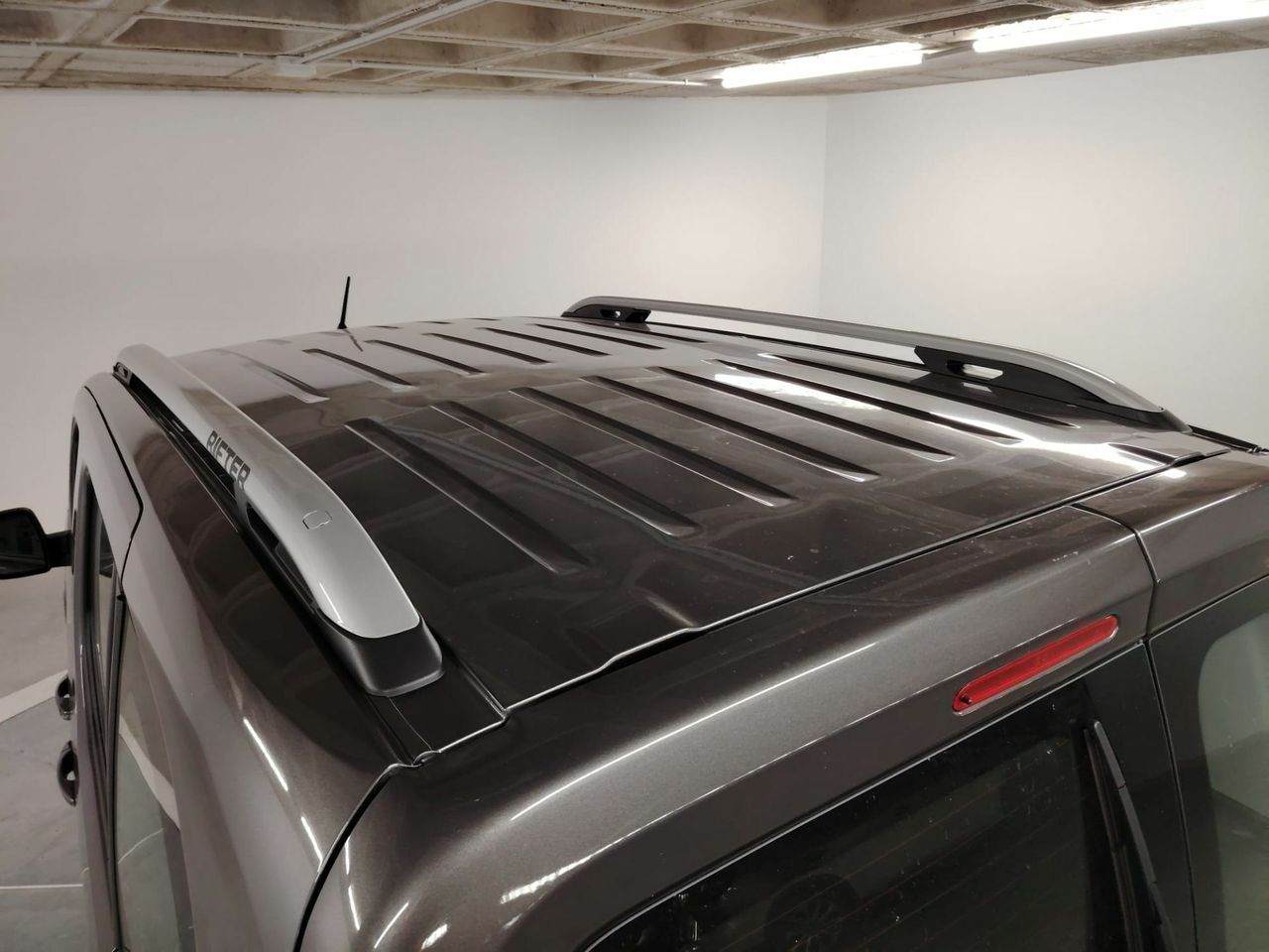 Peugeot Rifter Allure Standard PureTech 81kW - Foto 26