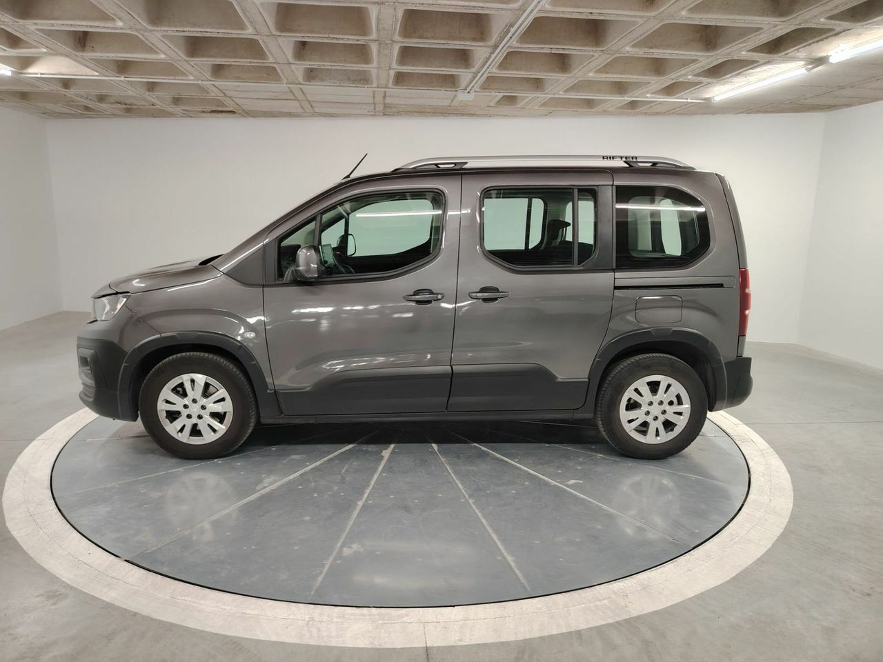 Peugeot Rifter Allure Standard PureTech 81kW - Foto 5