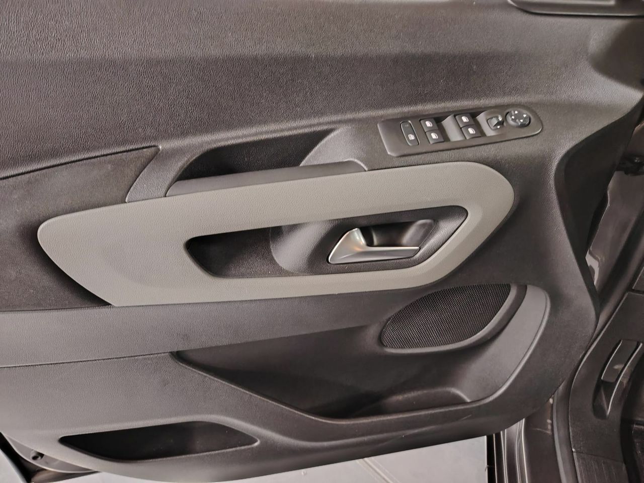 Peugeot Rifter Allure Standard PureTech 81kW - Foto 30