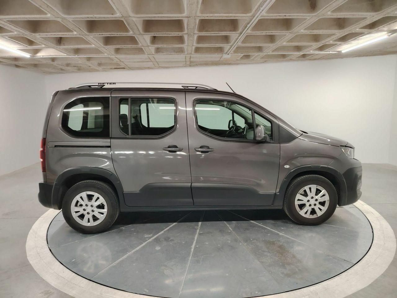 Peugeot Rifter Allure Standard PureTech 81kW - Foto 6