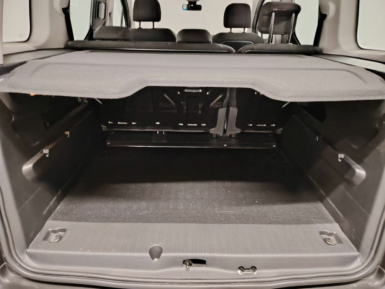 Peugeot Rifter Allure Standard PureTech 81kW - Foto 16