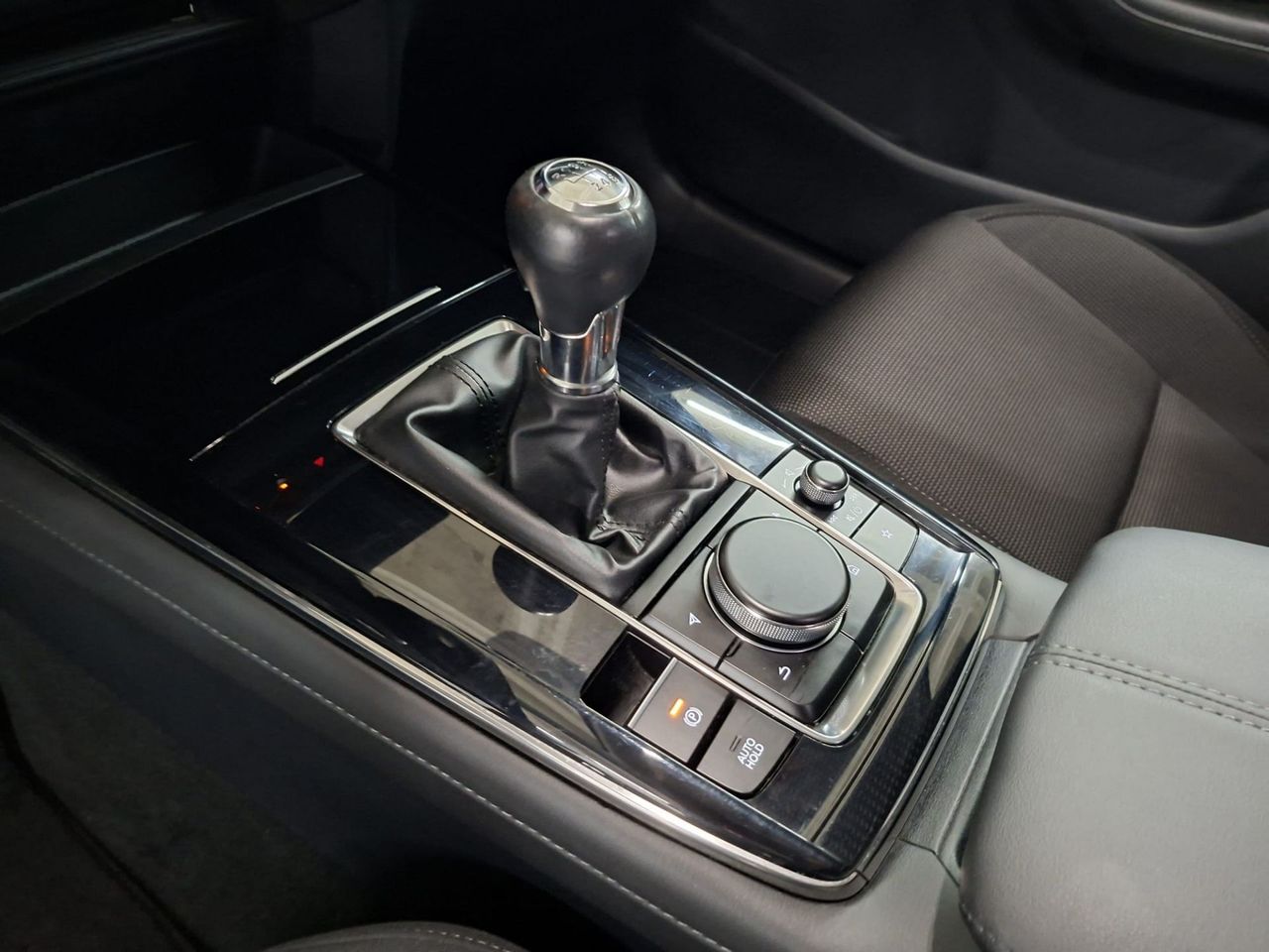 Mazda CX-30 e-SKYACTIV-G 2.0 90 kW 2WD Zenith - Foto 27