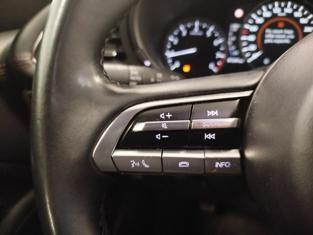 Mazda 3 2.0 e-SKYACTIV-G 88KW HOMURA - Foto 24