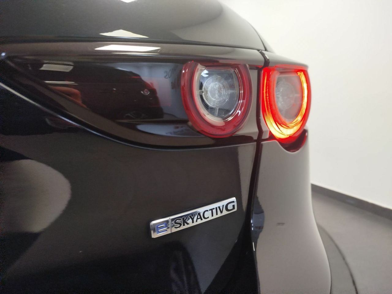 Mazda 3 2.0 e-SKYACTIV-G 88KW HOMURA - Foto 18