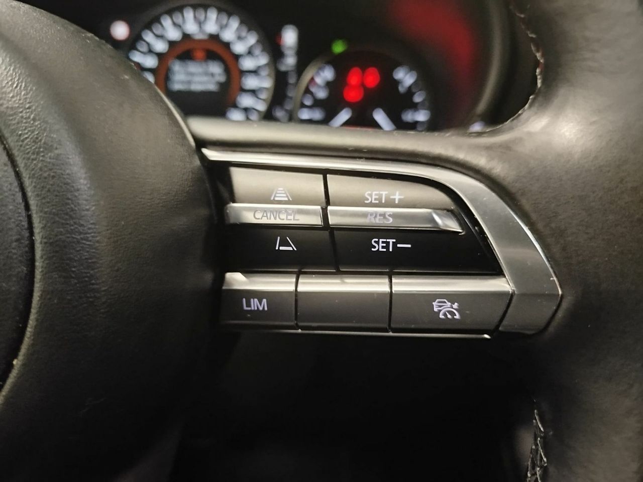 Mazda 3 2.0 e-SKYACTIV-G 88KW HOMURA - Foto 26