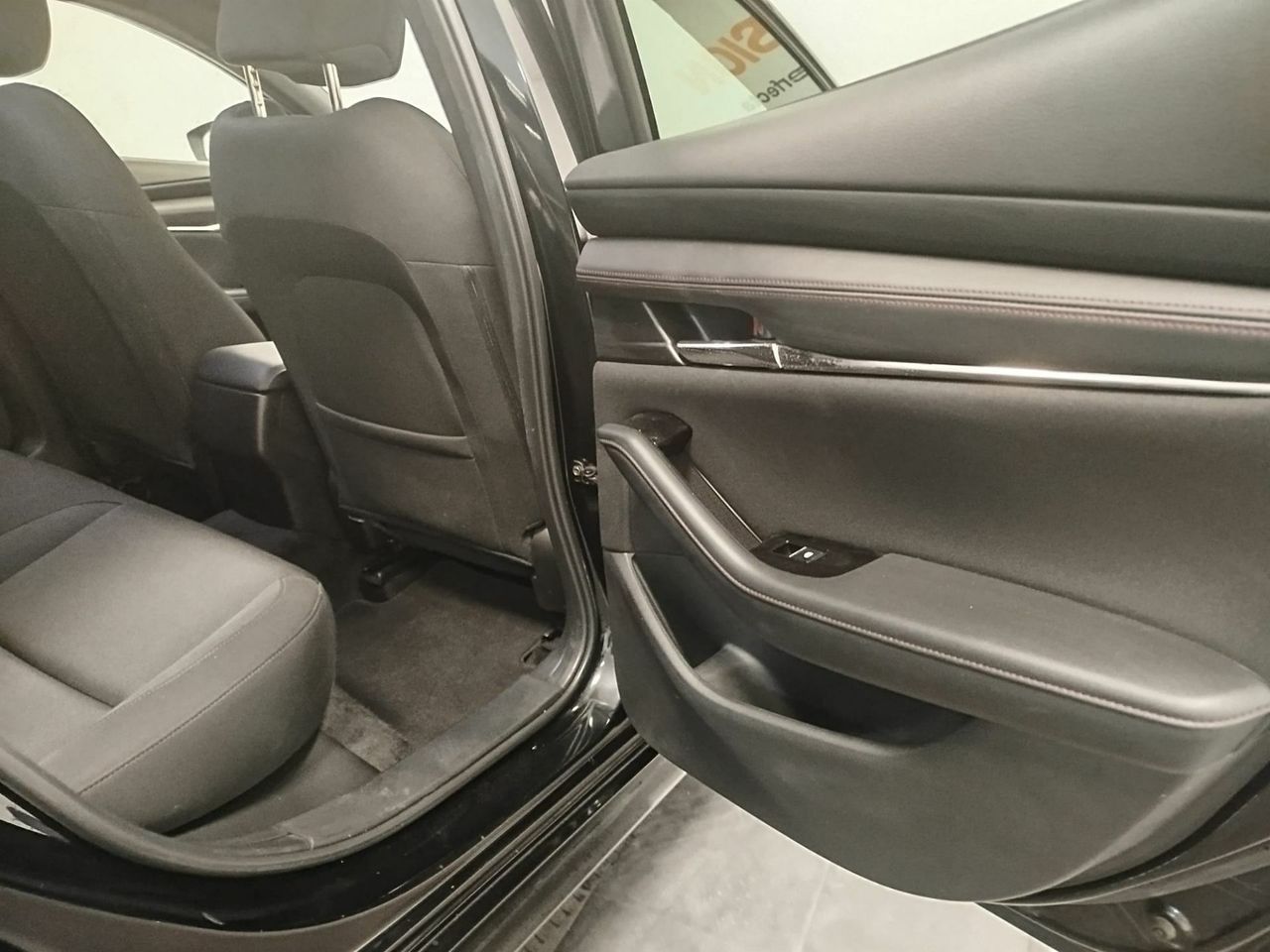 Mazda 3 2.0 e-SKYACTIV-G 88KW HOMURA - Foto 27