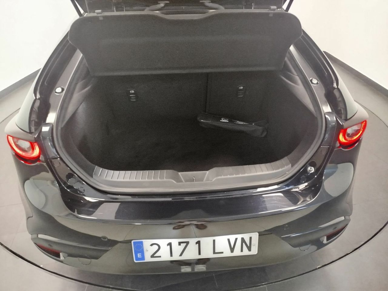 Mazda 3 2.0 e-SKYACTIV-G 88KW HOMURA - Foto 22