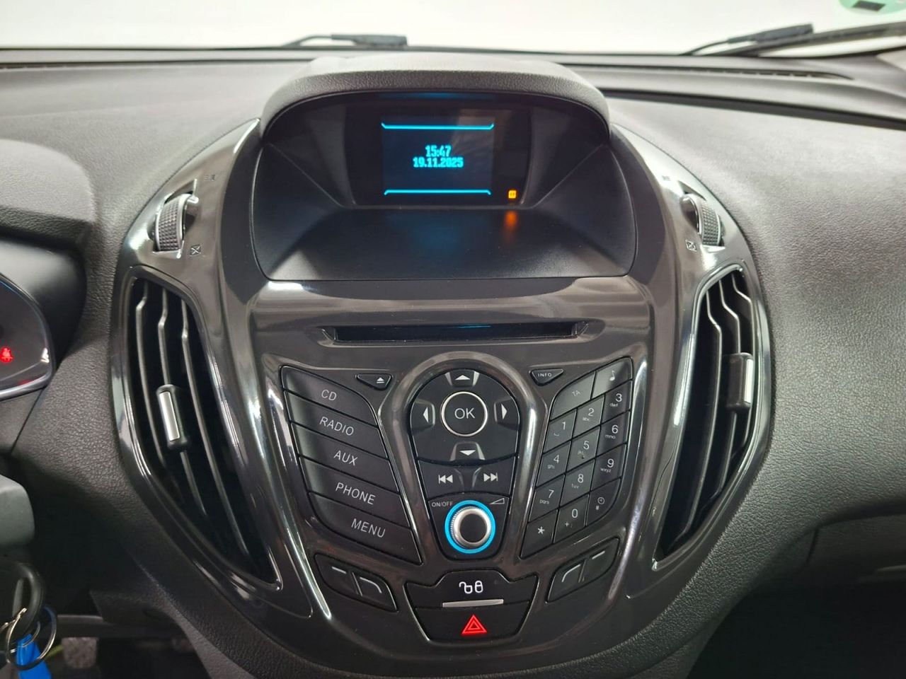 Ford Tourneo Courier 1.5 TDCi 74kW (100CV) Trend - Foto 22