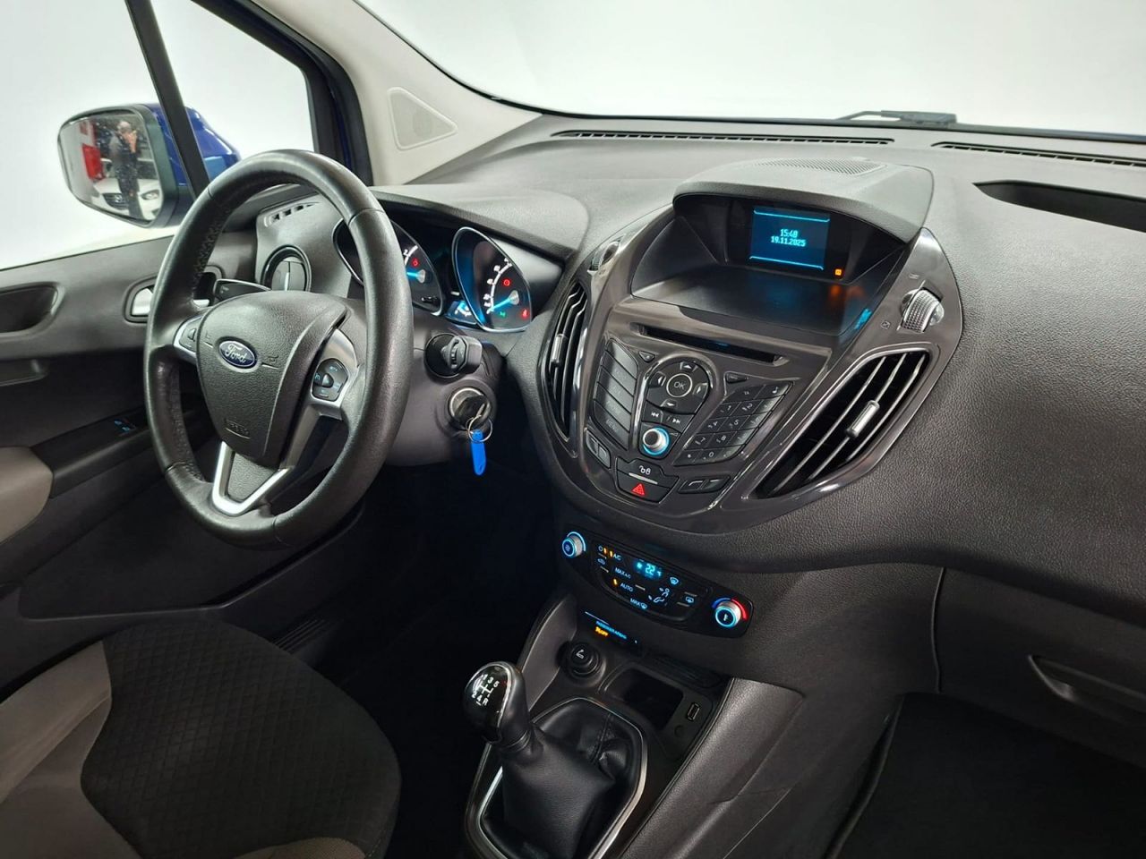 Ford Tourneo Courier 1.5 TDCi 74kW (100CV) Trend - Foto 19