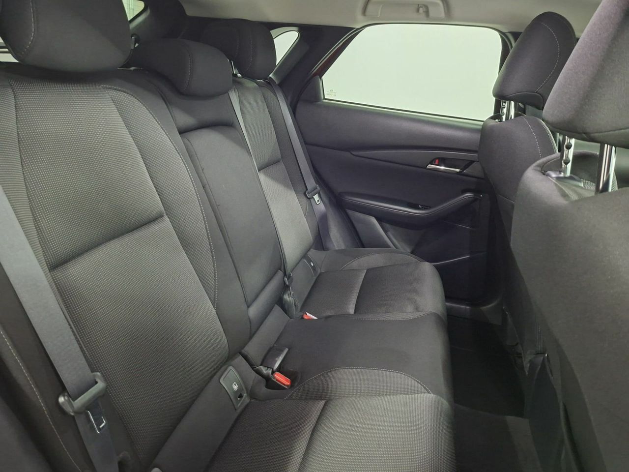 Mazda CX-30 2.0 90 kW 2WD Zenith (sin Pack Bose) - Foto 13