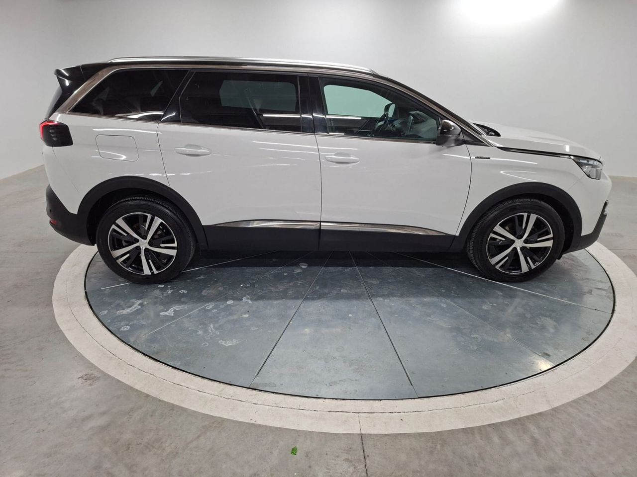 Peugeot 5008 GT Line 1.5L BlueHDi 96kW (130CV) S&S - Foto 6
