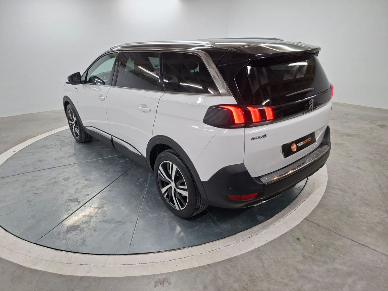 Peugeot 5008 GT Line 1.5L BlueHDi 96kW (130CV) S&S - Foto 8