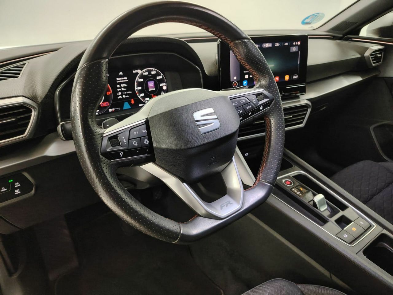 Seat Leon SP 1.5 eTSI 110kW DSG S&S FR - Foto 12