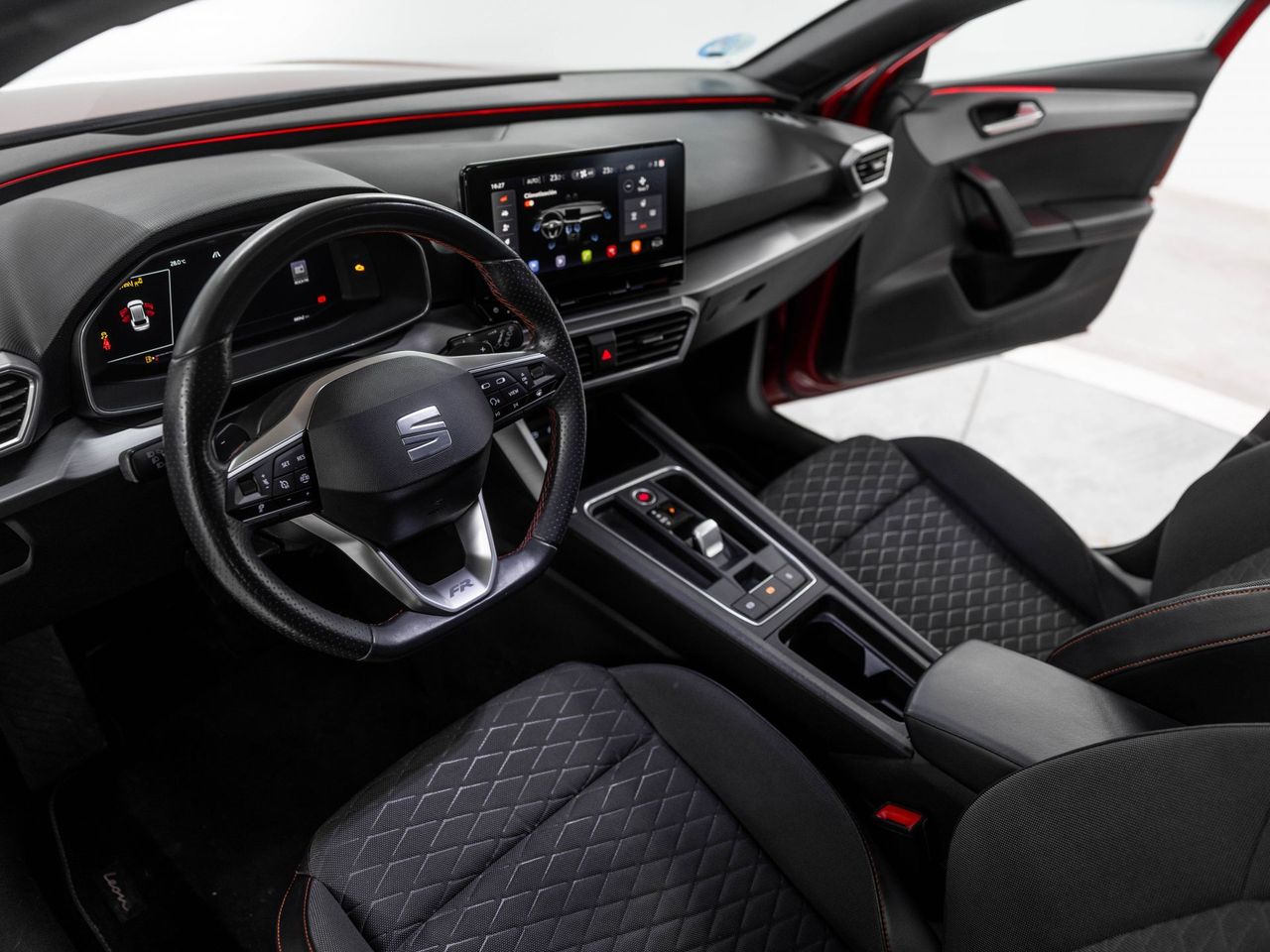 Seat Leon SP 1.5 eTSI 110kW DSG S&S FR - Foto 18