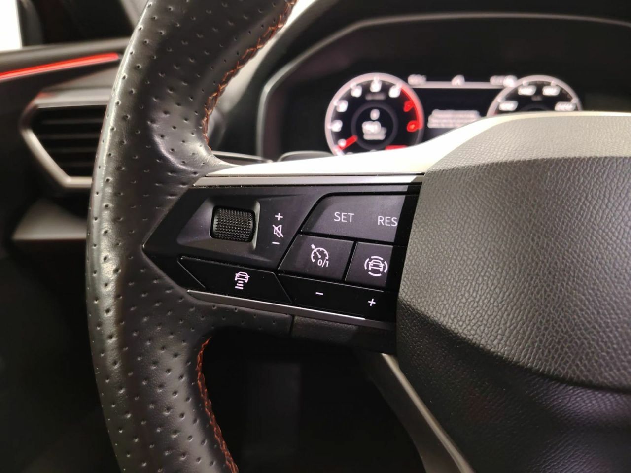 Seat Leon SP 1.5 eTSI 110kW DSG S&S FR - Foto 11