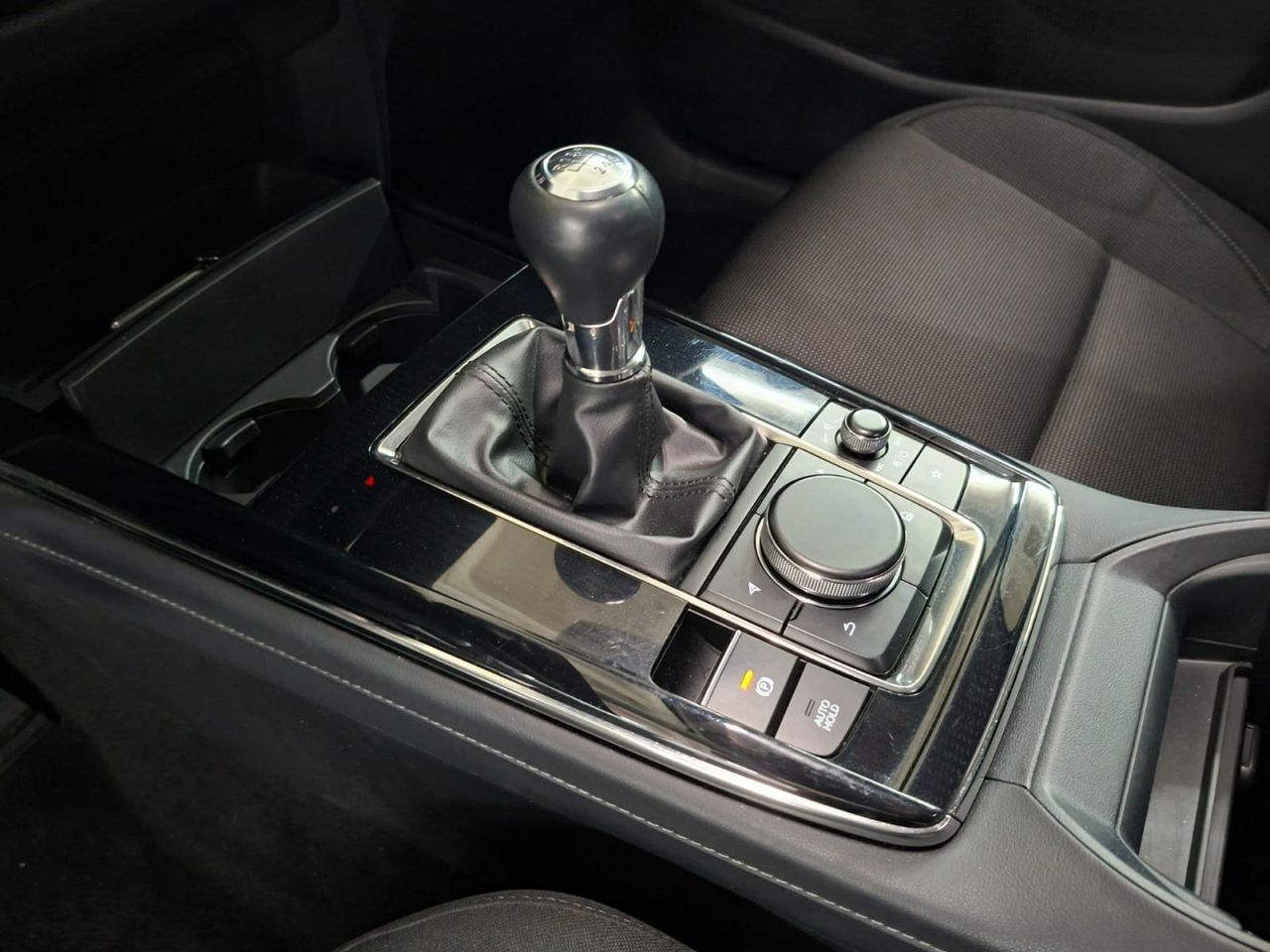 Mazda CX-30 e-SKYACTIV-G 2.0 90 kW 2WD Evolution - Foto 18