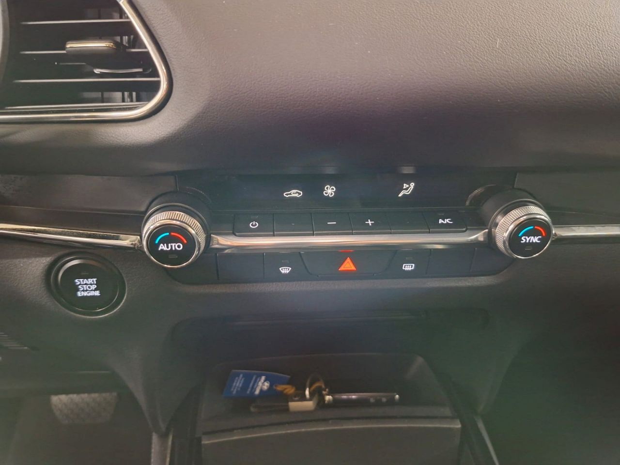 Mazda CX-30 e-SKYACTIV-G 2.0 90 kW 2WD AT Evolution - Foto 33