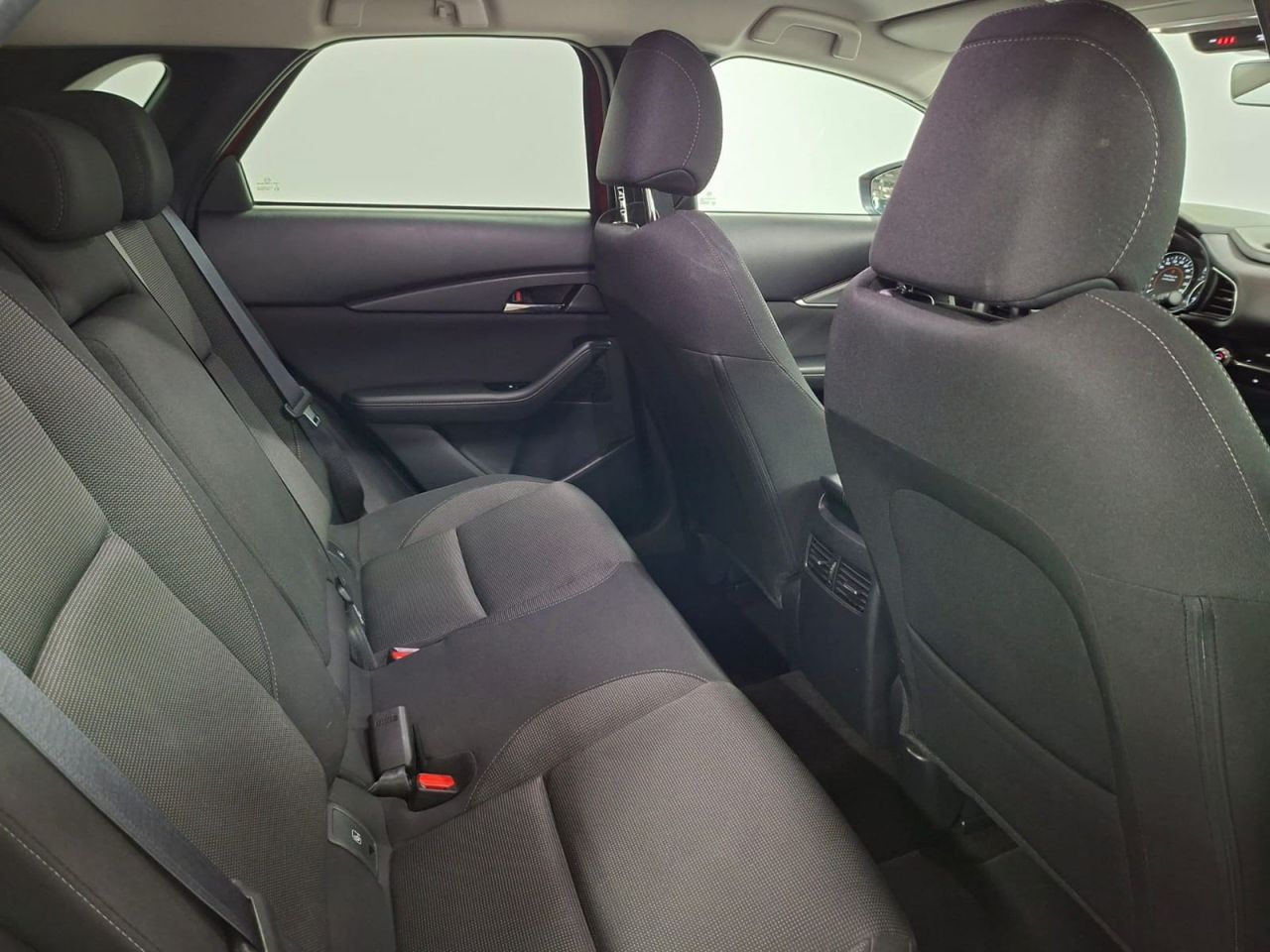Mazda CX-30 e-SKYACTIV-G 2.0 90 kW 2WD AT Evolution - Foto 34