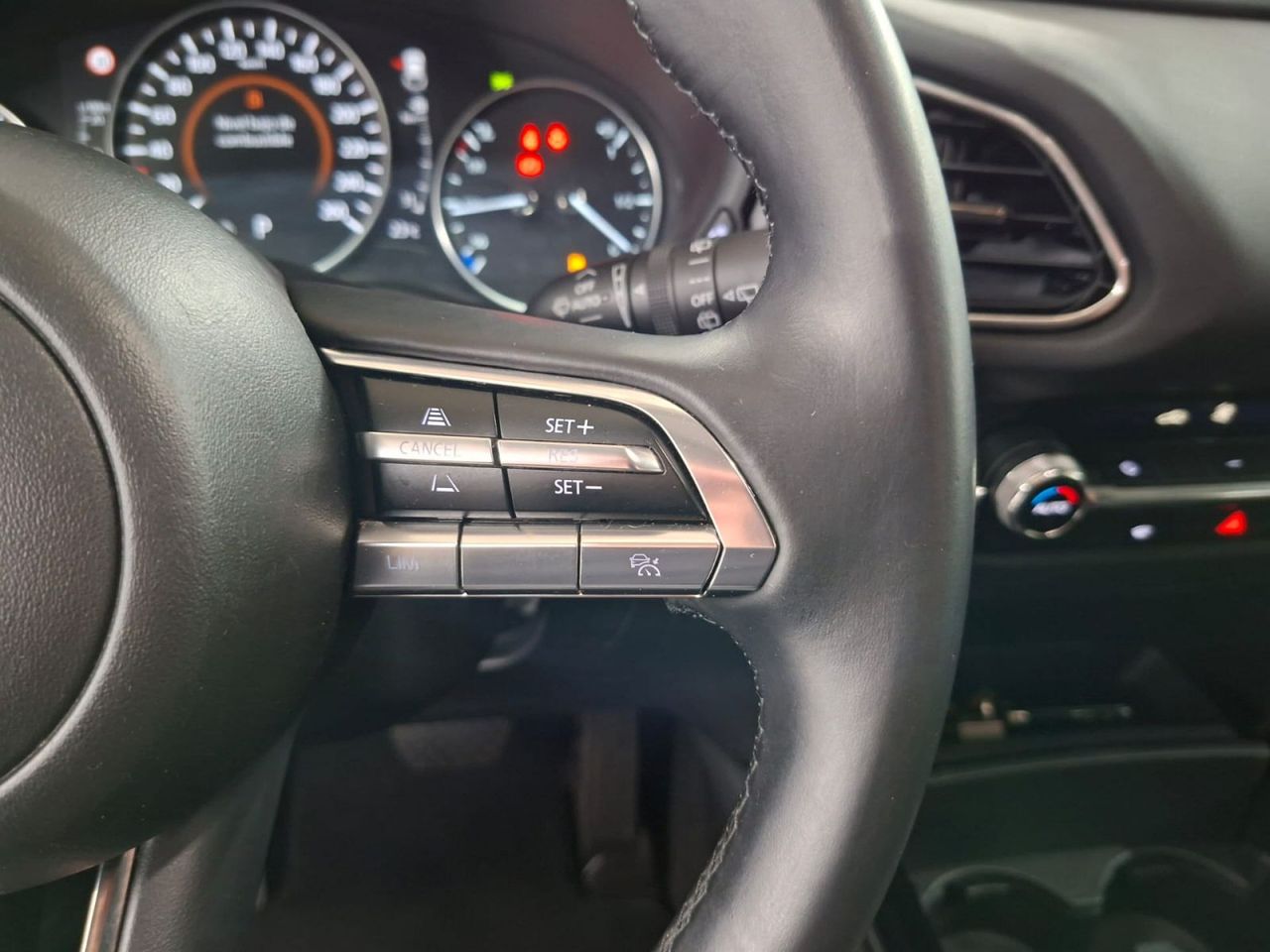 Mazda CX-30 e-SKYACTIV-G 2.0 90 kW 2WD AT Evolution - Foto 30