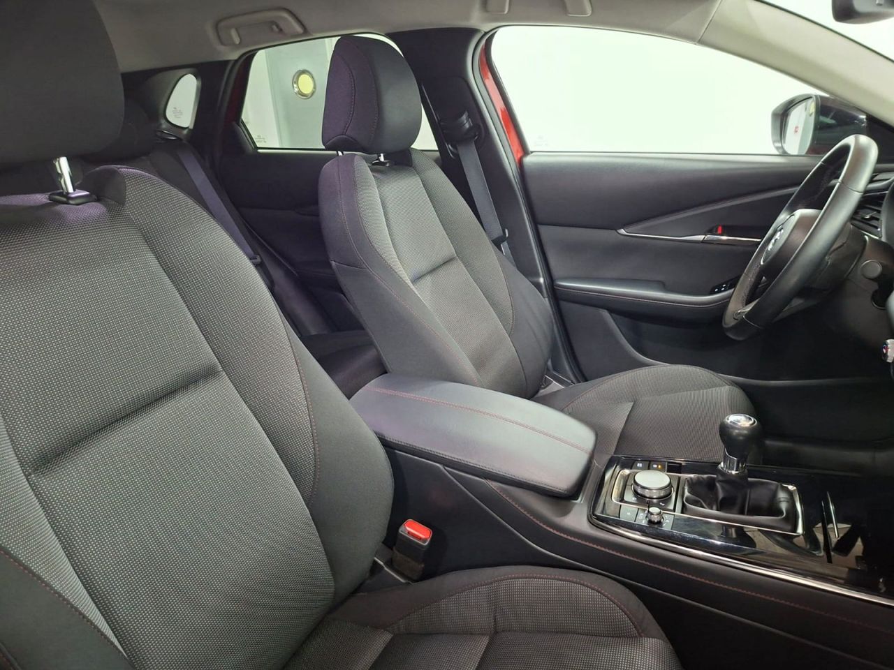 Mazda CX-30 e-SKYACTIV-G 2.0 110 kW 2WD Homura - Foto 29