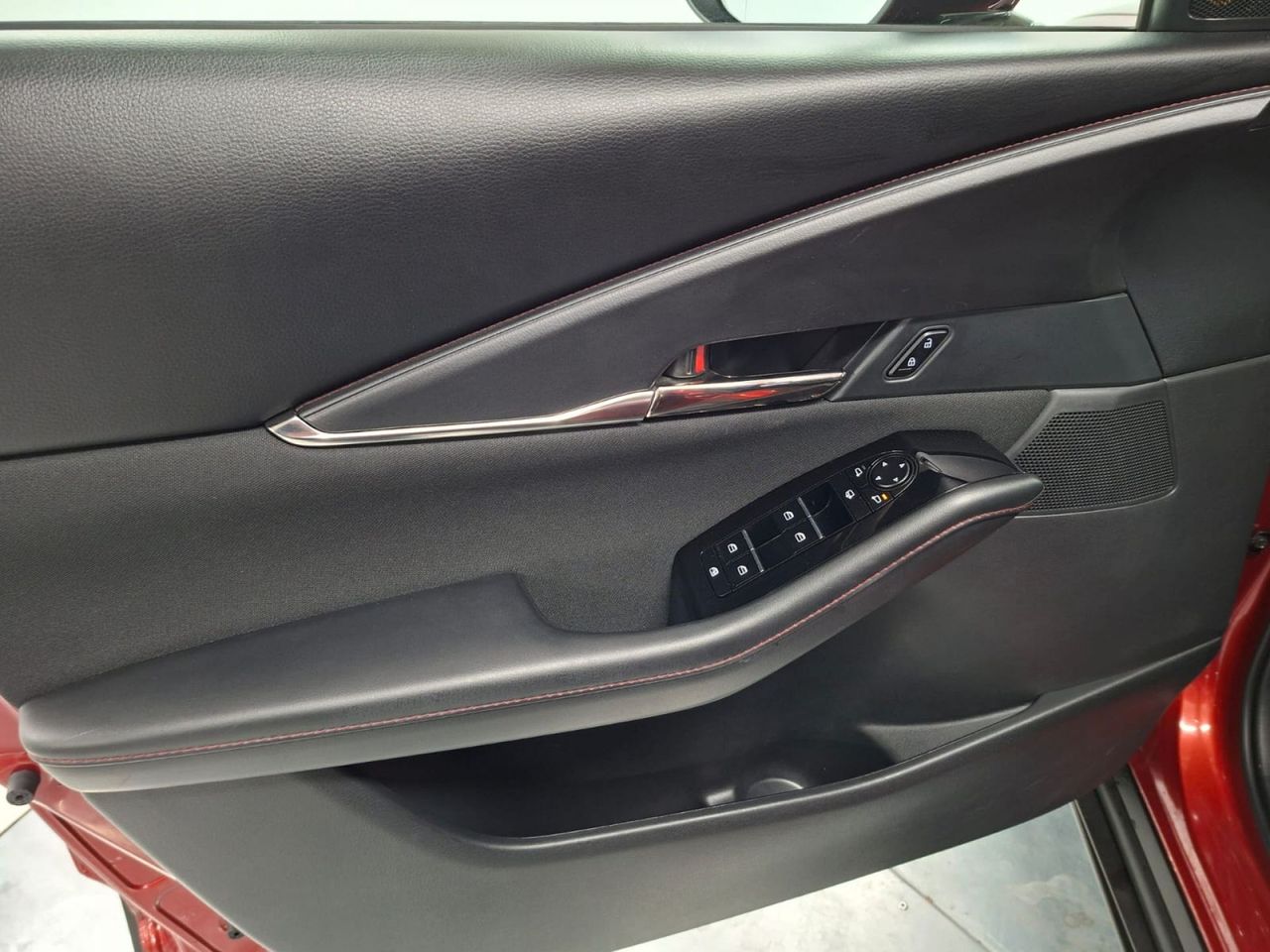 Mazda CX-30 e-SKYACTIV-G 2.0 110 kW 2WD Homura - Foto 32