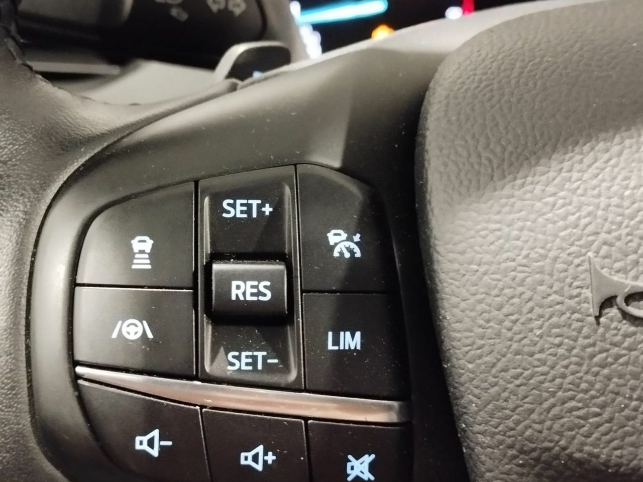 Ford Focus 1.0 Ecoboost 92kW Titanium Auto - Foto 11