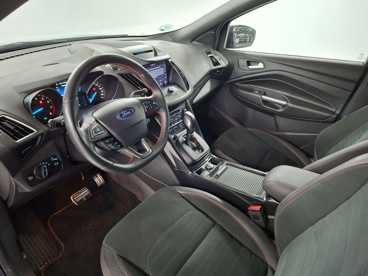 Ford Kuga 1.5 EcoBoost 129kW 4x4 ST-Line Auto - Foto 33