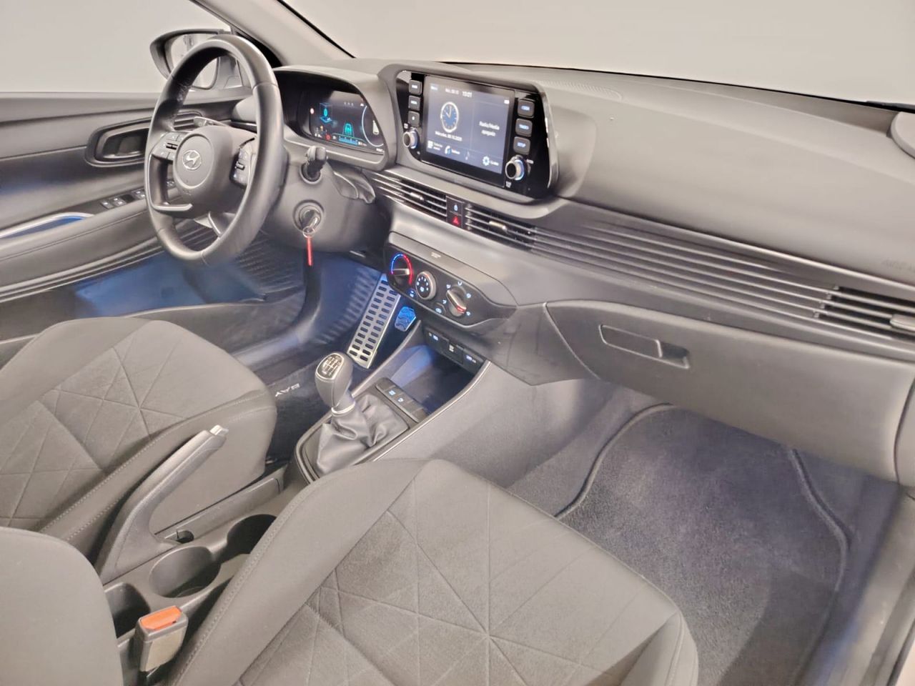 Hyundai Bayon 1.0 TGDI 74kW (100CV) Maxx - Foto 39