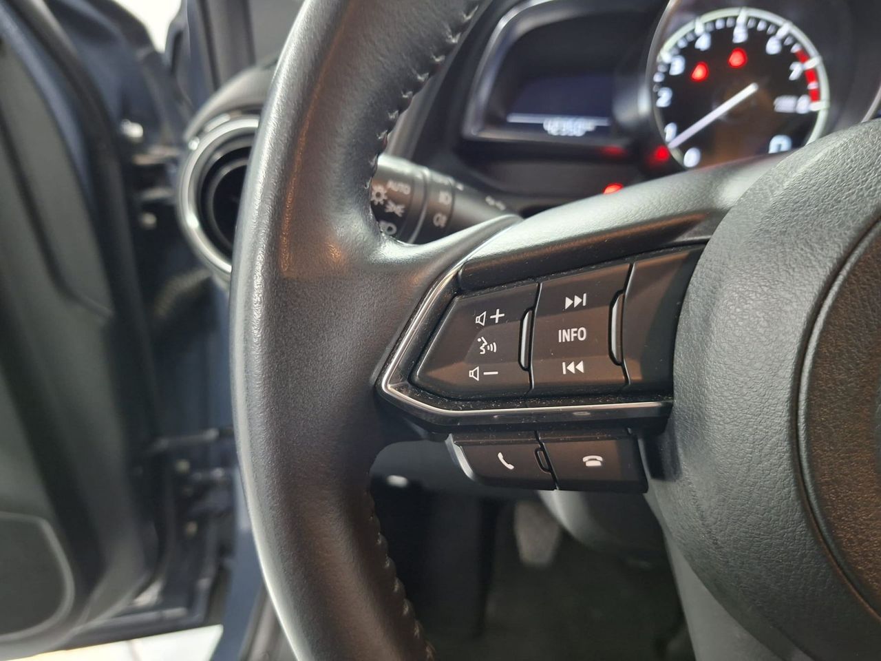 Mazda CX-3 2.0 G 89kW (121CV) 2WD Zenith - Foto 30