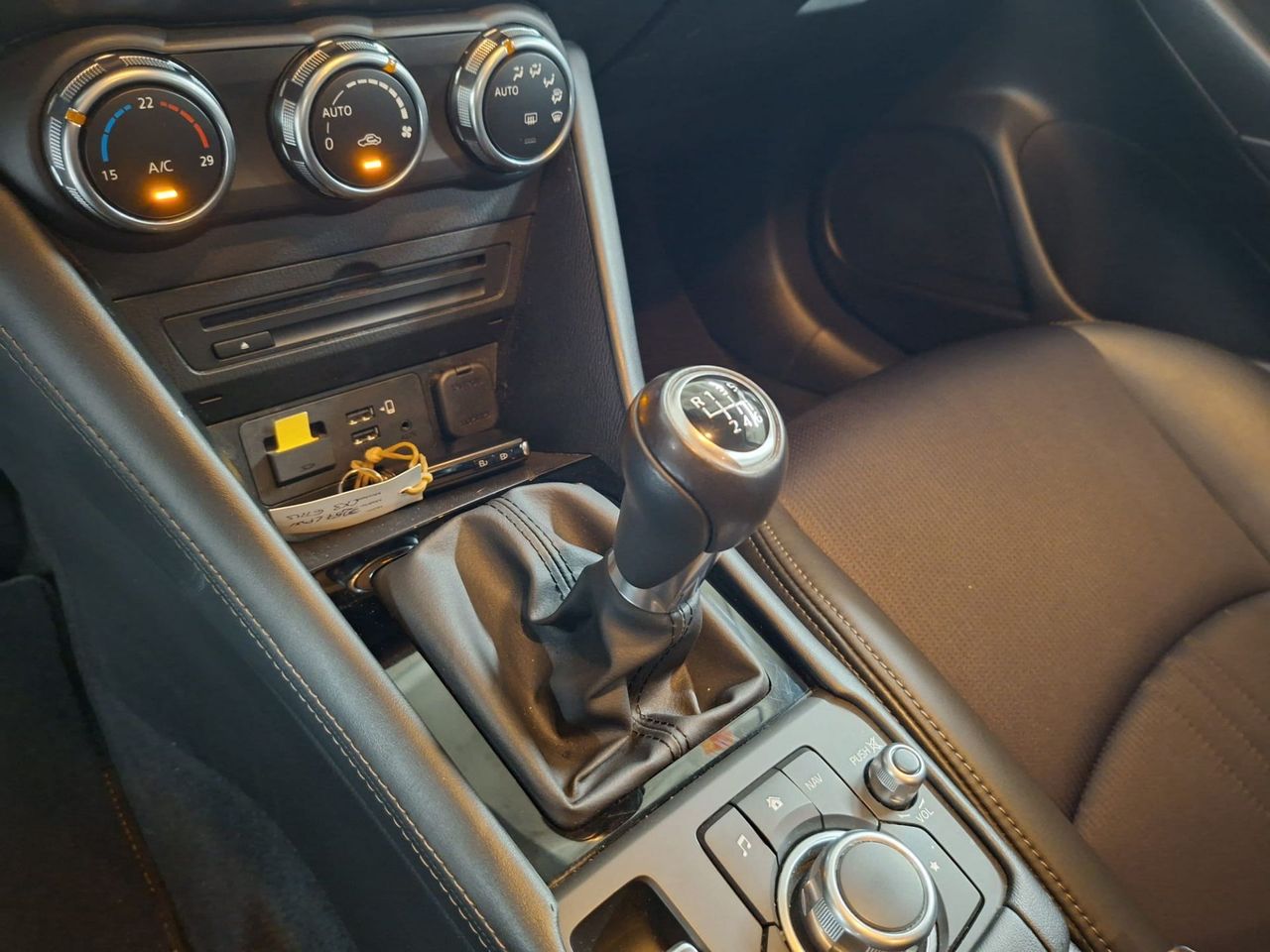 Mazda CX-3 2.0 G 89kW (121CV) 2WD Zenith - Foto 29