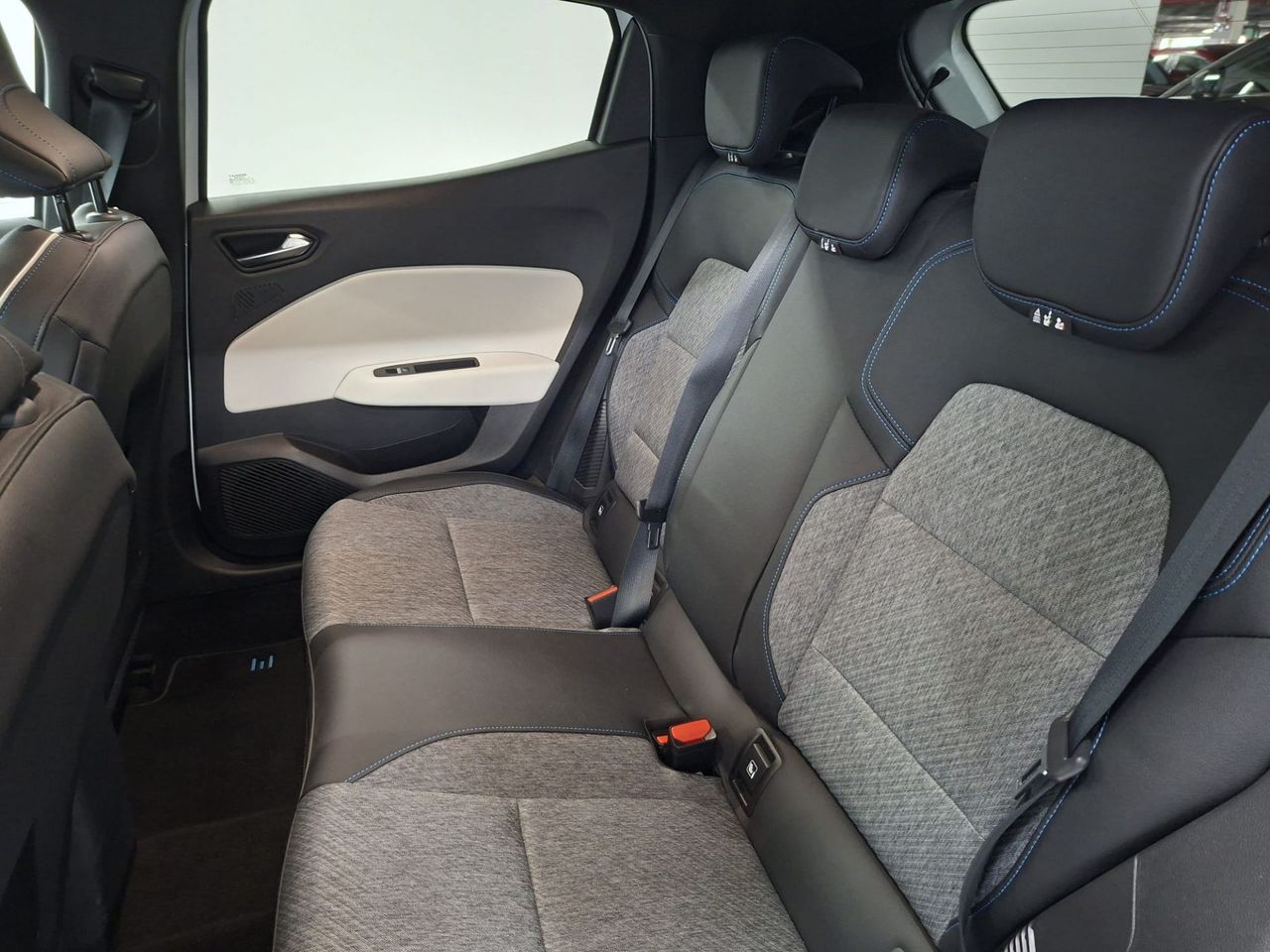 Renault Clio SL E-Tech Edition Híbrido 104 kW (140CV) - Foto 19