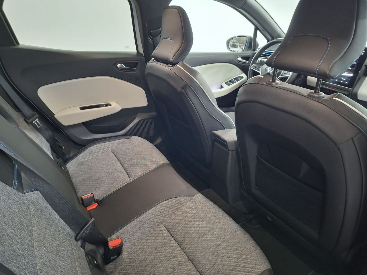 Renault Clio SL E-Tech Edition Híbrido 104 kW (140CV) - Foto 32