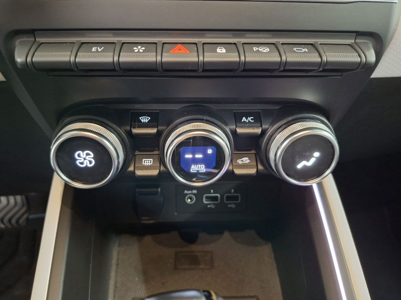 Renault Clio SL E-Tech Edition Híbrido 104 kW (140CV) - Foto 17