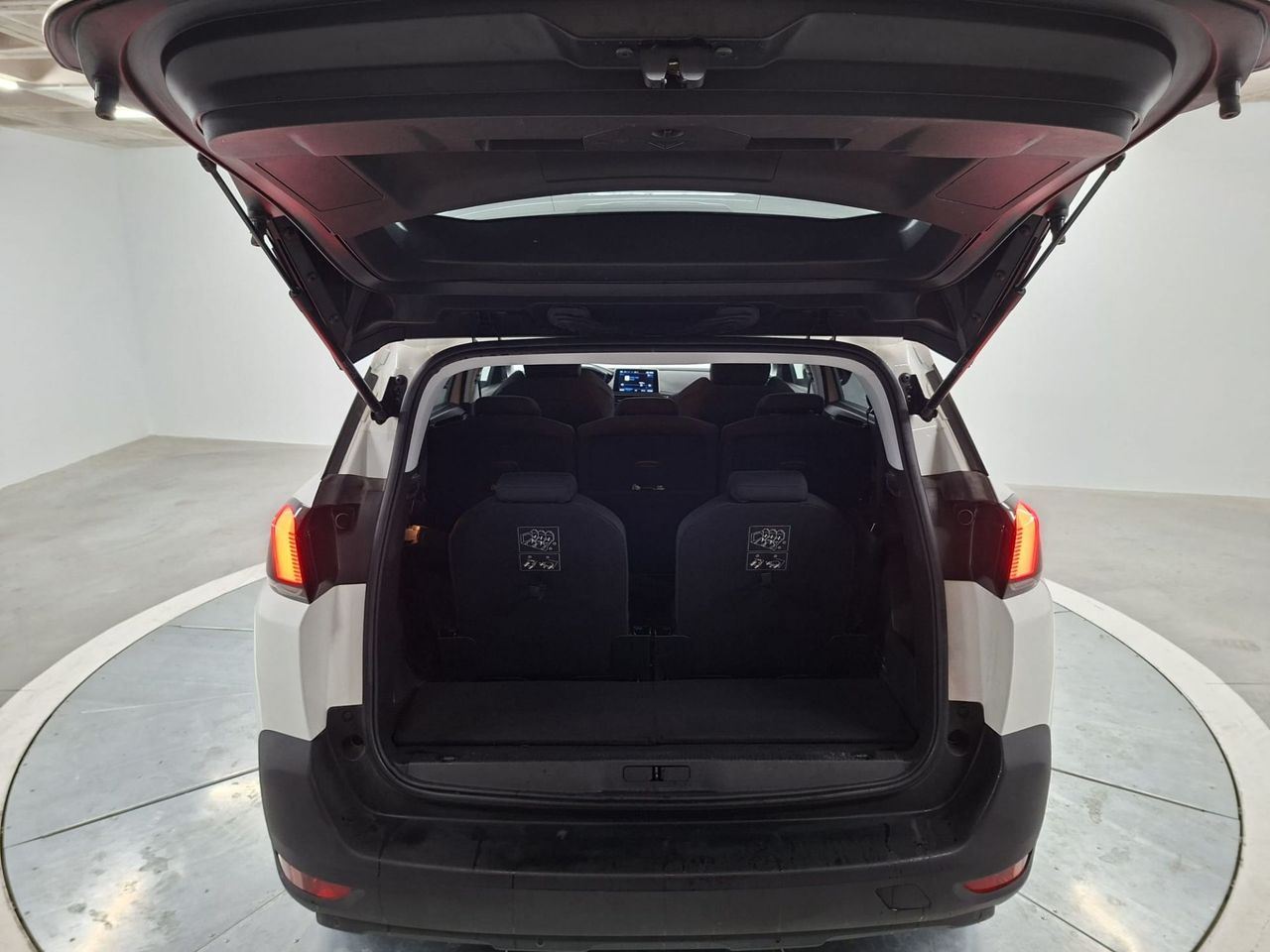 Peugeot 5008 1.5 BlueHDi 96kW (130CV) S&S Active - Foto 30