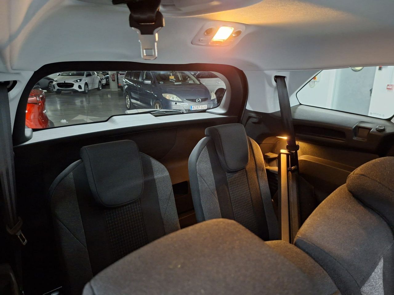 Peugeot 5008 1.5 BlueHDi 96kW (130CV) S&S Active - Foto 27