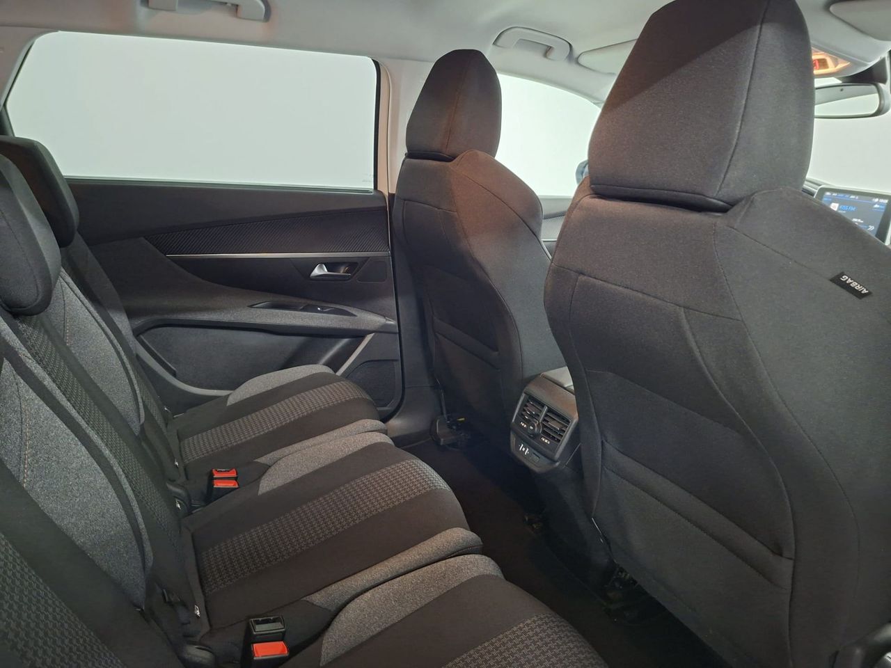 Peugeot 5008 1.5 BlueHDi 96kW (130CV) S&S Active - Foto 29