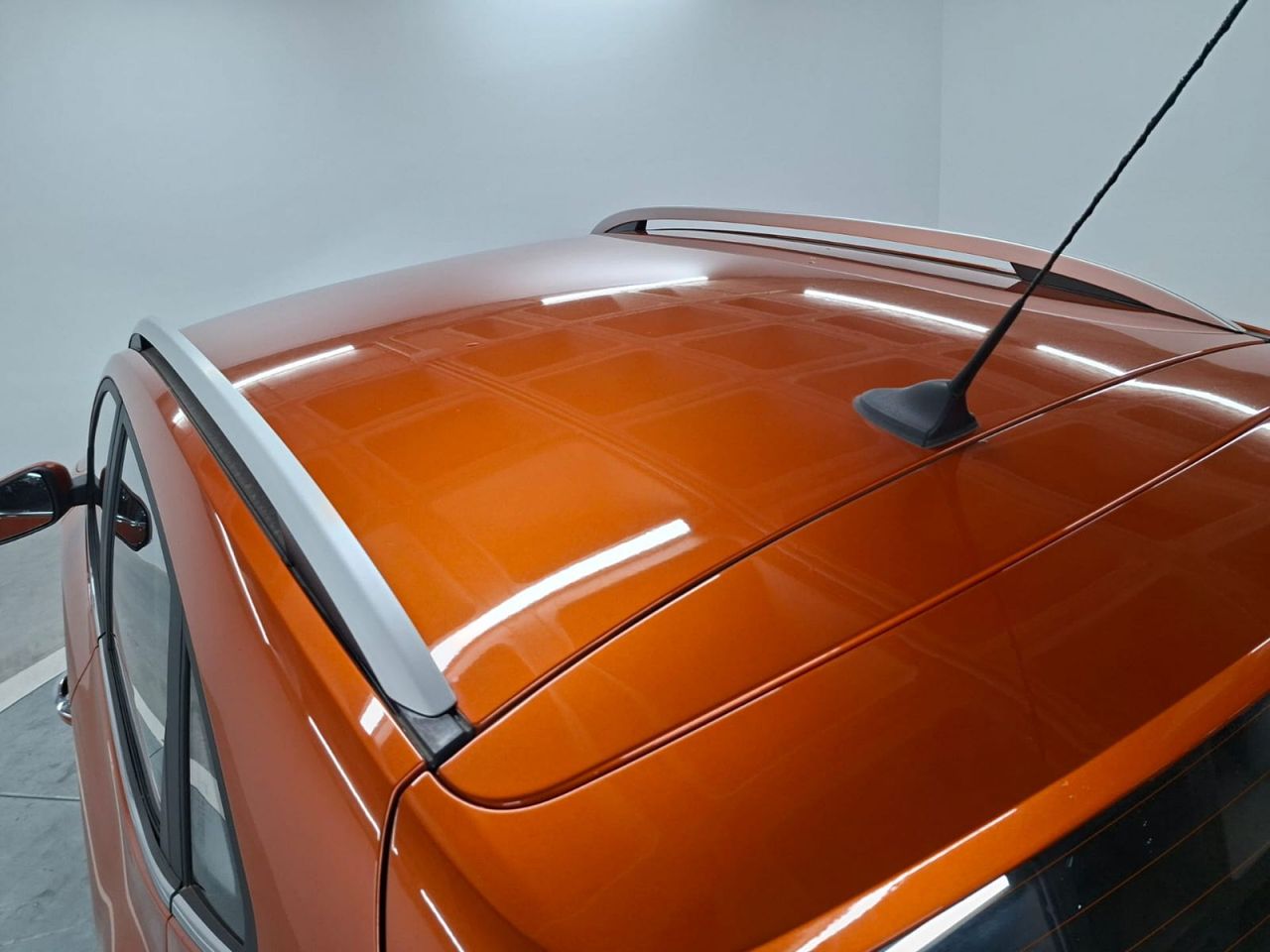 MG ZS 1.5 Luxury - Foto 15