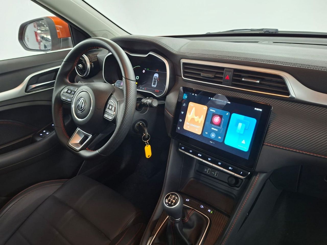 MG ZS 1.5 Luxury - Foto 28