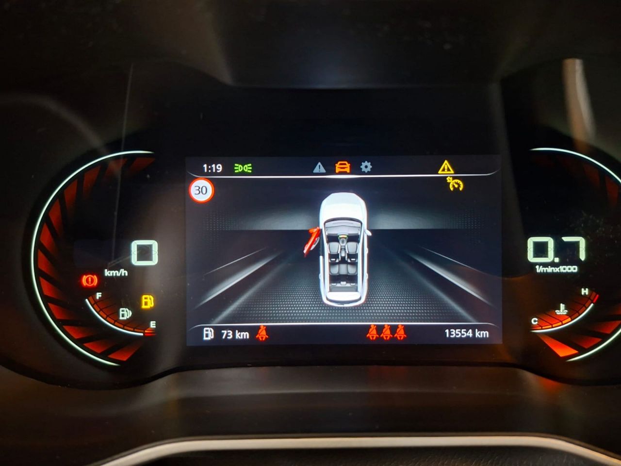 MG ZS 1.5 Luxury - Foto 17