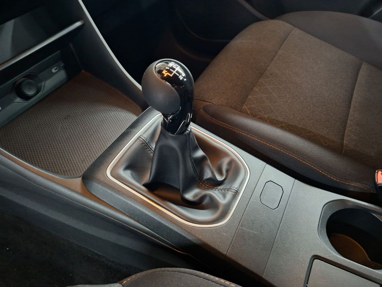 MG MG3 1.5 Standard - Foto 25