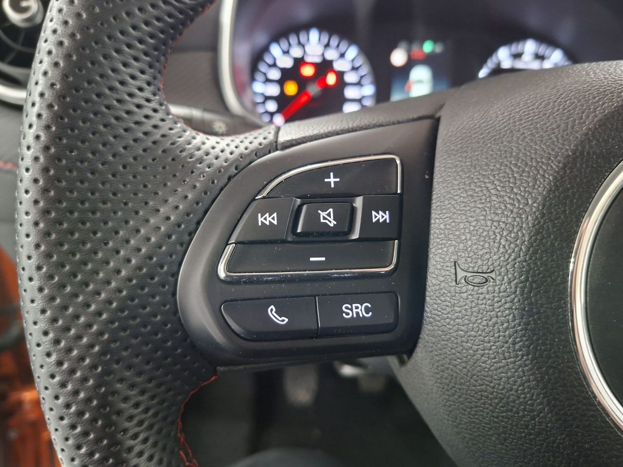 MG ZS 1.5 Comfort - Foto 17